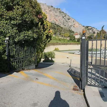 2 Pieces Avec Vue Panoramique, Garage Et Piscine Apartment